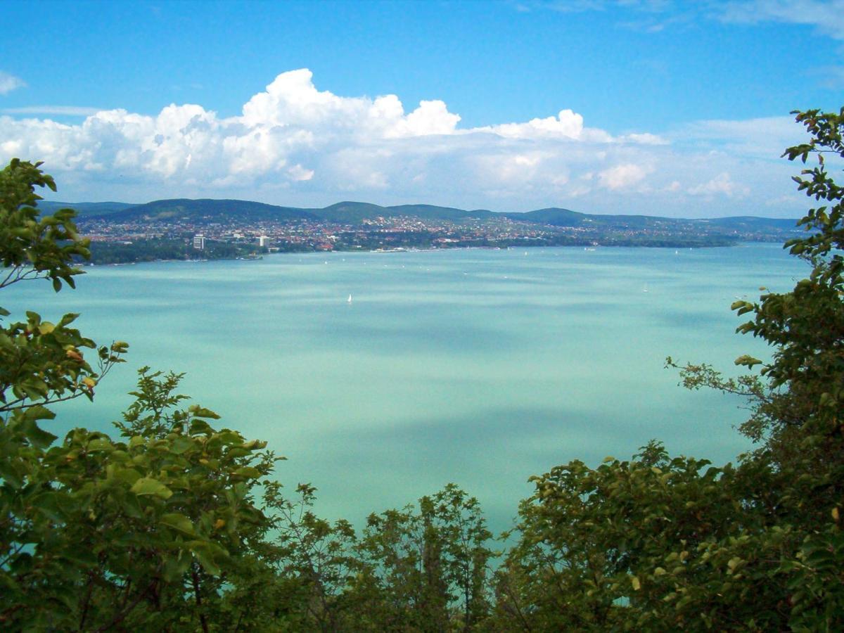 Holiday House Siófok Eksteriør bilde